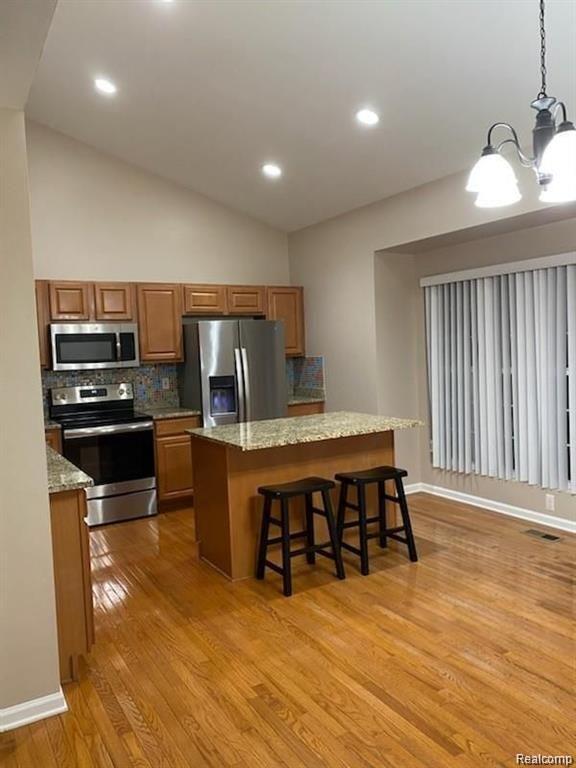 Foto del edificio - 6967 Edgewater Dr