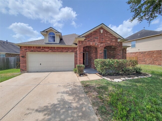 Foto del edificio - 17207 Mossbriar Ln