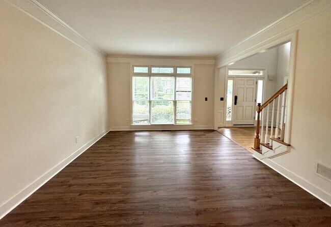 Foto del edificio - 125 Witheridge Dr