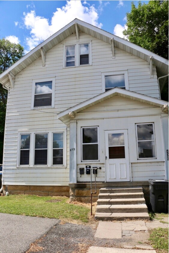 429 Warren St, Mankato, MN 56001 House Rental in Mankato, MN