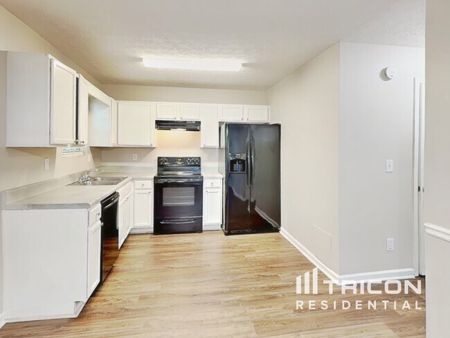 Foto del edificio - 734 Trickle Ln