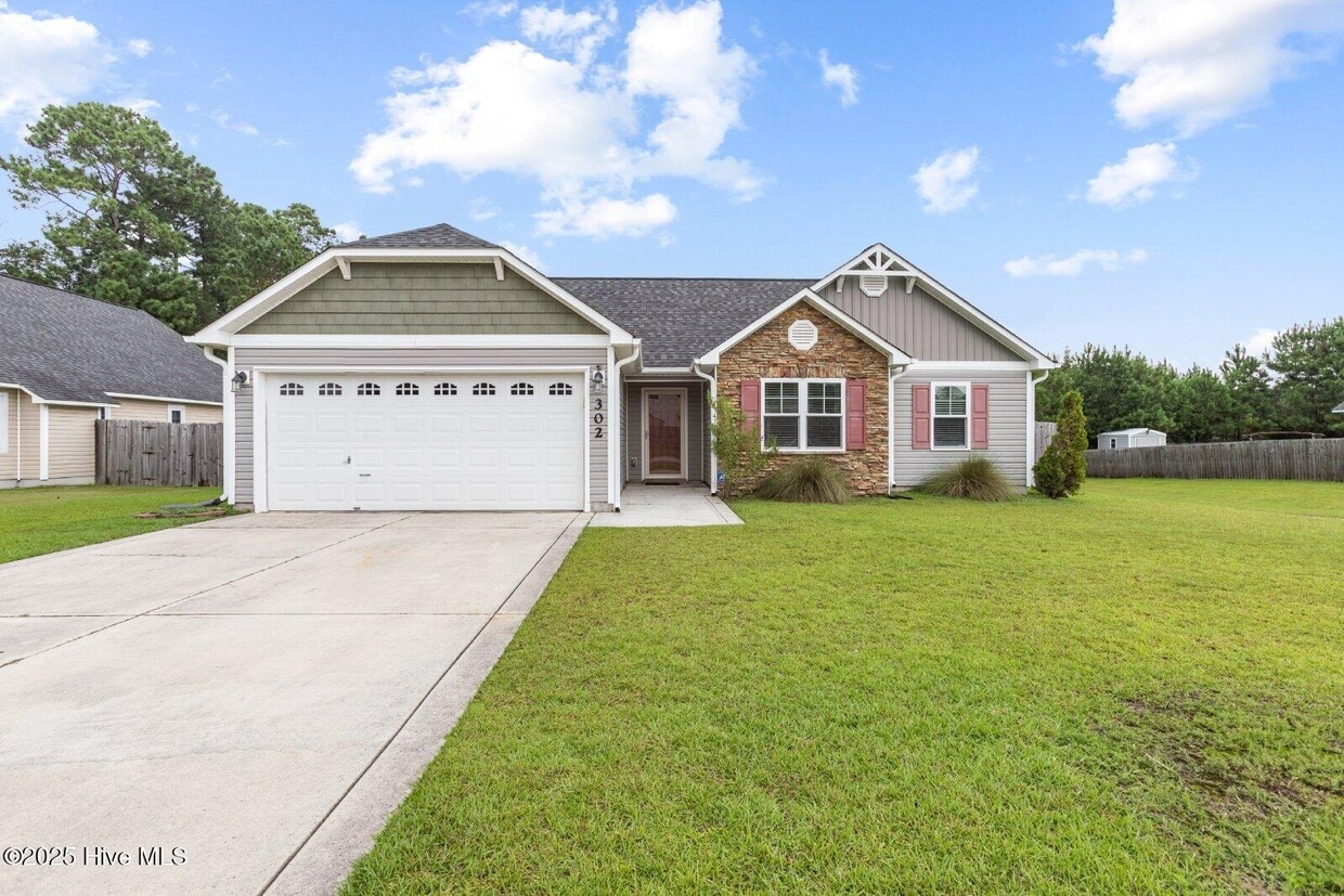 Primary Photo - 302 Ashley Meadow Ln