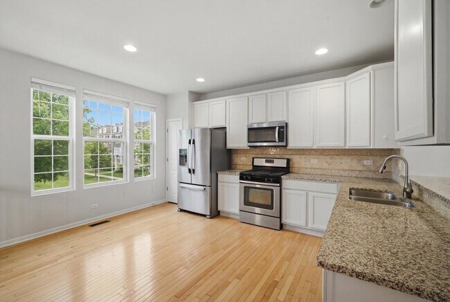 Foto del edificio - 3129 Coral Ln