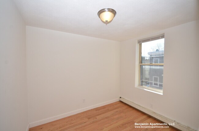 Building Photo - 67 Shawmut St