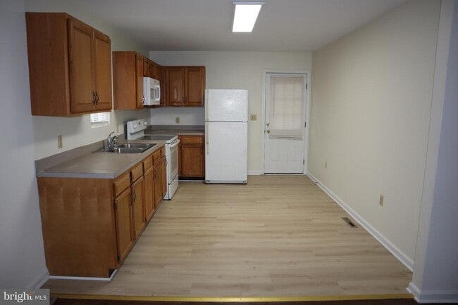 Foto del edificio - 309 Decatur Ave