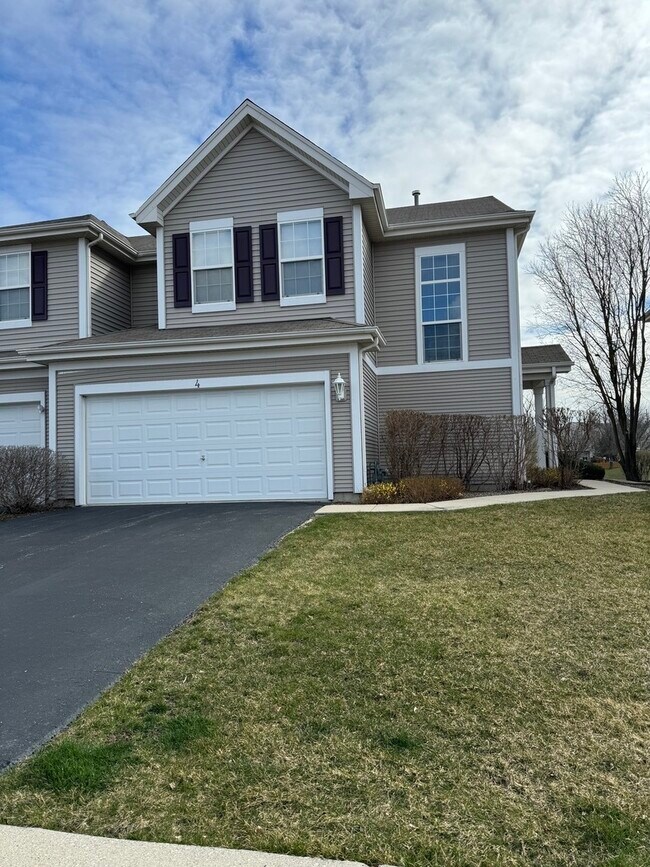 Foto del edificio - 1428 Reserve Ln