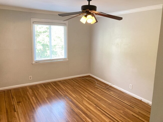 Foto del edificio - HISTORIC WAVERLY One Bedroom One Bath Condo