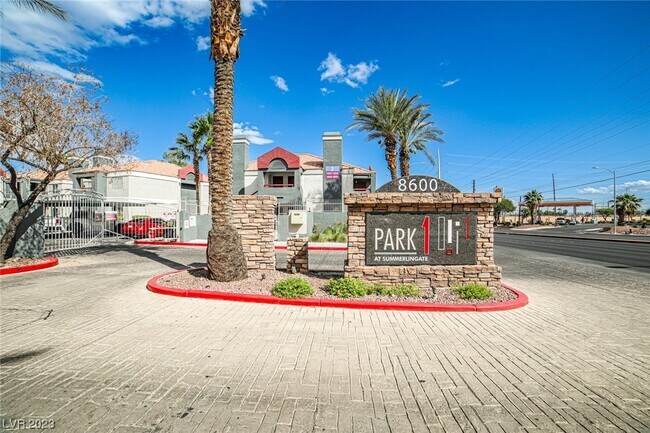 Foto del edificio - 8600 W Charleston Blvd
