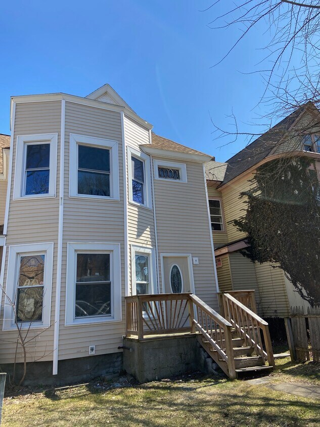 437 Westmoreland Ave Unit 1, Syracuse, NY 13210 Apartments in