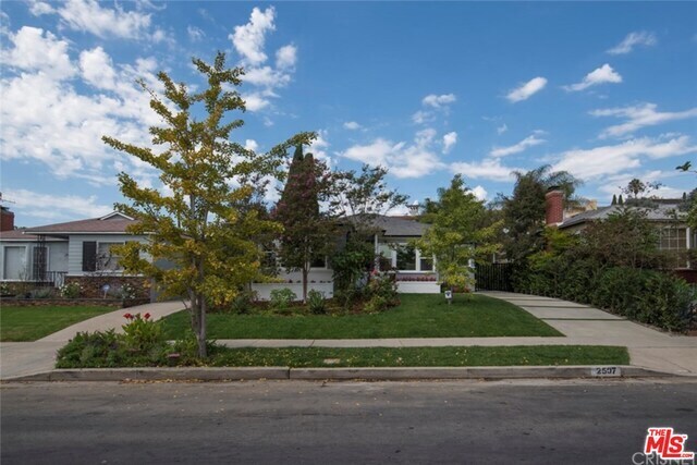 Foto principal - 2507 S Canfield Ave