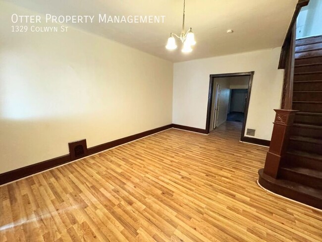 Foto del edificio - 4BR/2BA Bright & Spacious North Philly Home