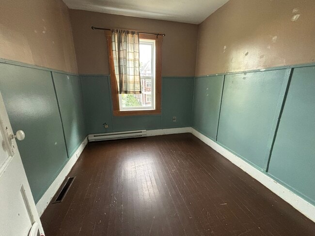 Building Photo - Apartment for Rent