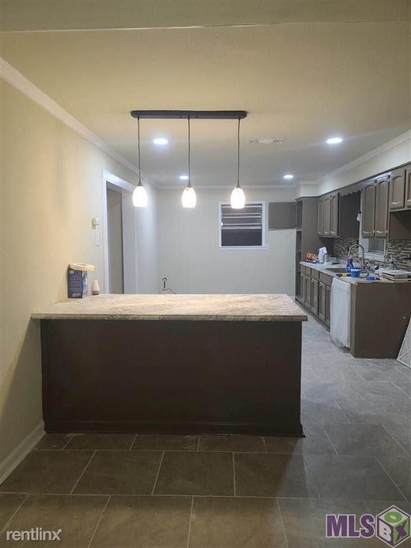 Foto del edificio - 4 br, 2 bath House - 429 E Caldwell St