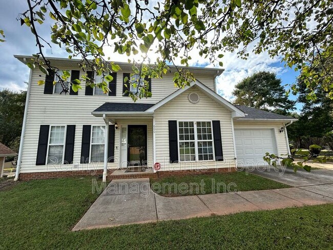 Foto del edificio - 600 Summerwalk Rd