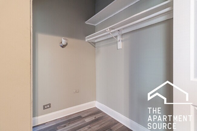 Foto del edificio - 3835 N Fremont St