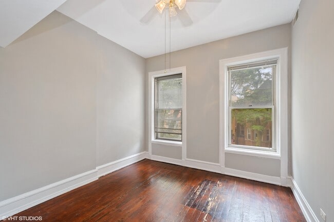 Building Photo - 703 S Ada St