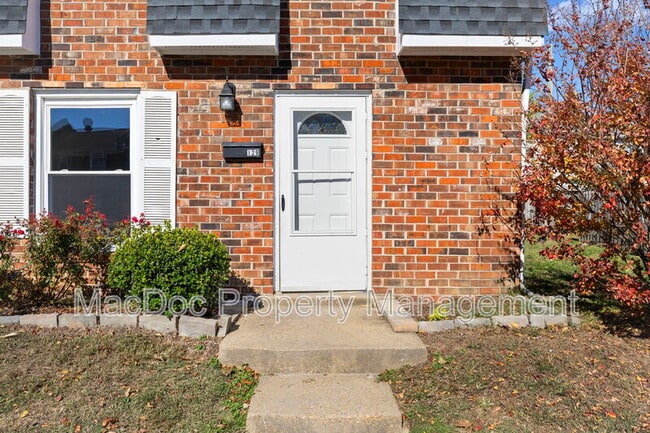 Building Photo - 129 Hickok Cir