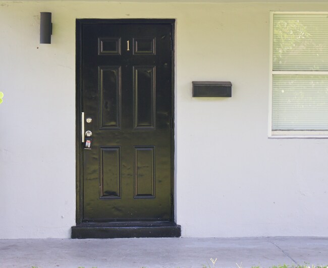 Building Photo - 1548 NW 52nd Ave