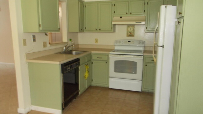 Foto del edificio - 4BR/2.5BA Home in Desirable Northridge Com...