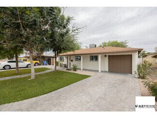 Building Photo - 2340 W Pinchot Ave