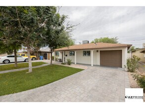 Building Photo - 2340 W Pinchot Ave