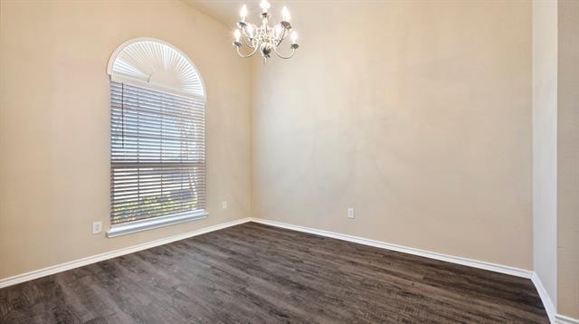 Building Photo - 3148 Serpis