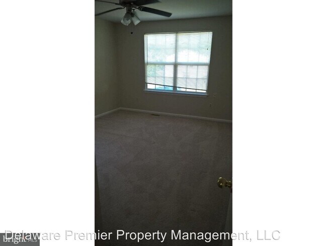 Building Photo - 3 br, 1.5 bath House - 54 Freedom Trail