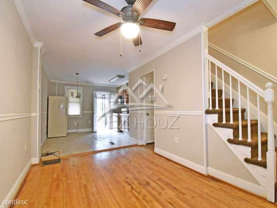 Primary Photo - 2921 Edgecombe Cir N