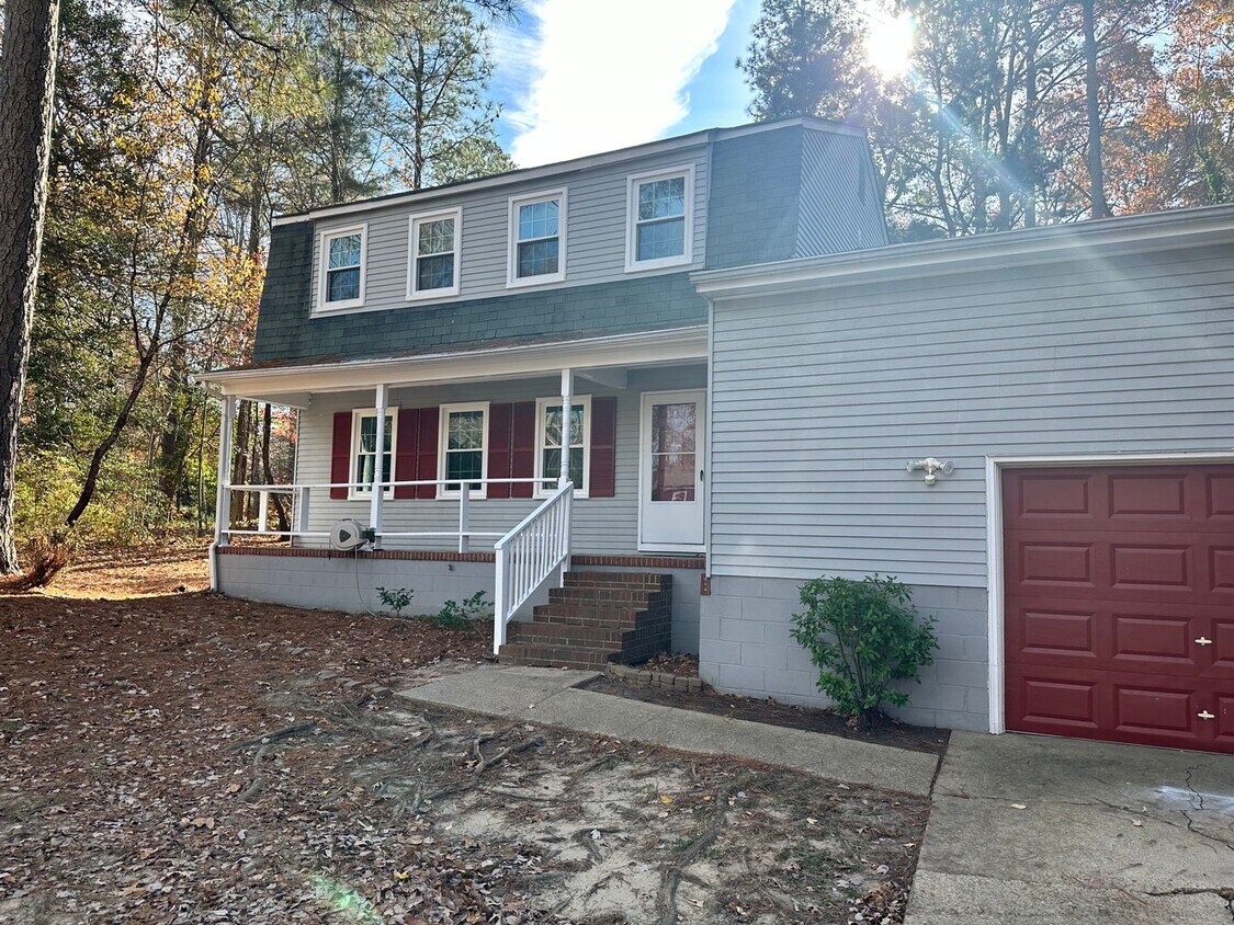 Foto principal - Single Family Home in Skimino Hills! Avail...