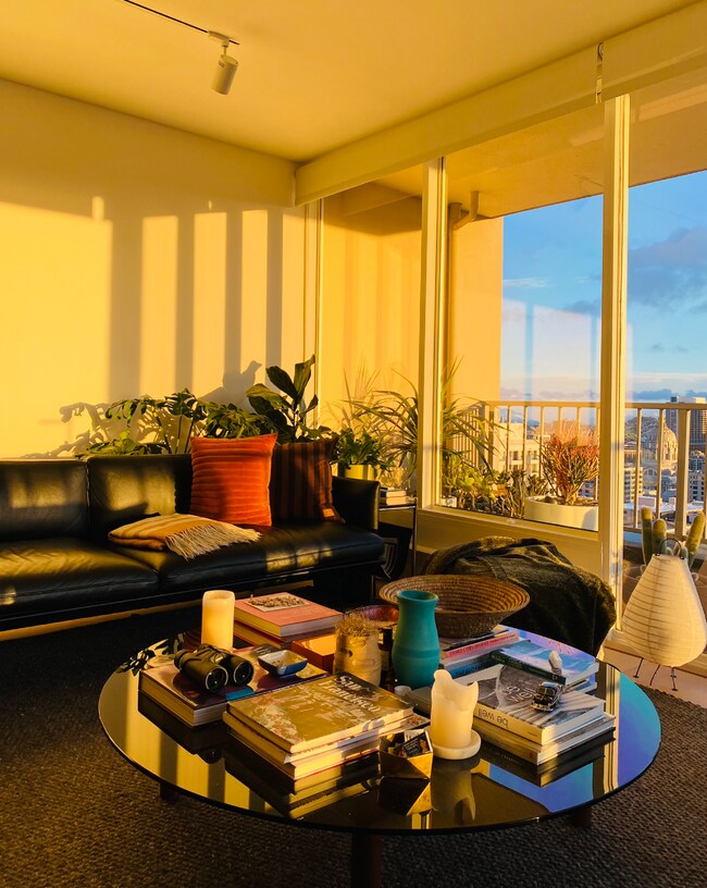 Foto del edificio - 1200 Gough St