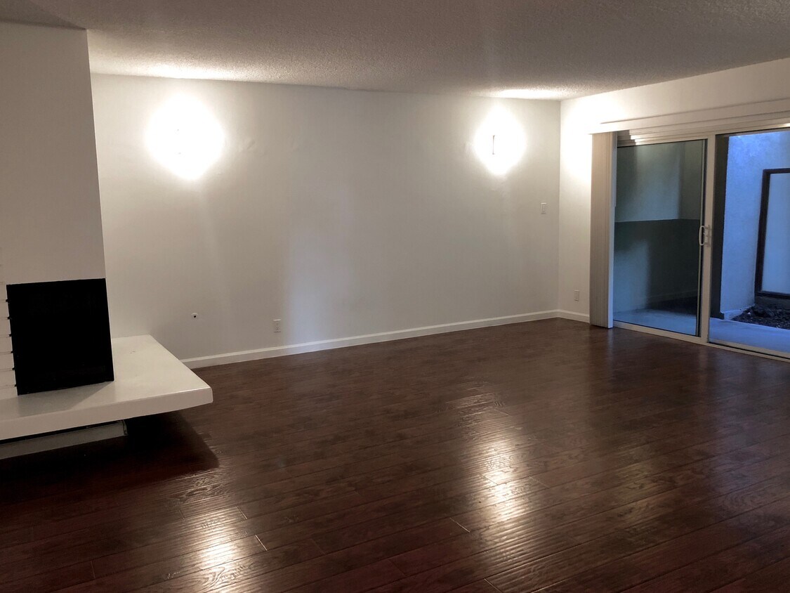Foto principal - 7708 Paseo Del Rey