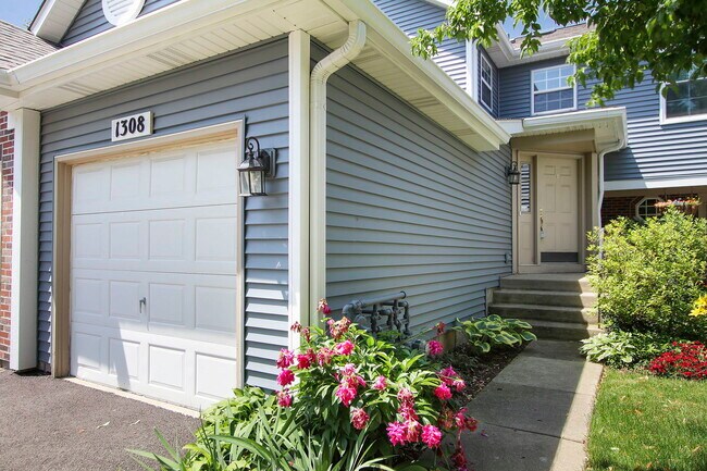 Building Photo - 1308 Shawford Way