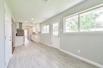 Building Photo - 9631 Bundy Ln