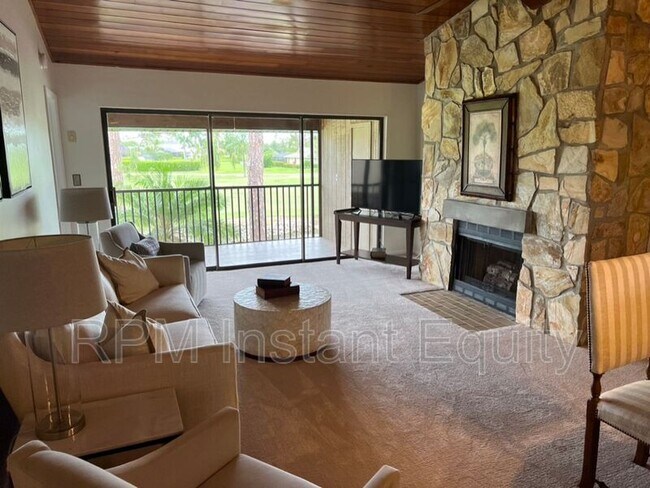 Foto del edificio - 16710 Partridge Place Rd