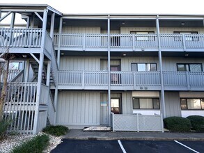 Building Photo - 7700 Porcher Dr