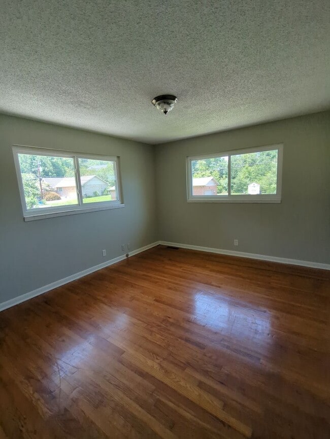 Photo - 124 Callan Dr Apartment