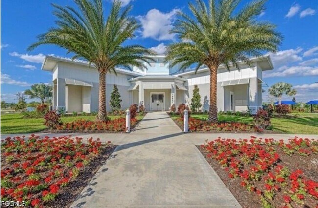 Foto del edificio - 28000 Longboat Key Run