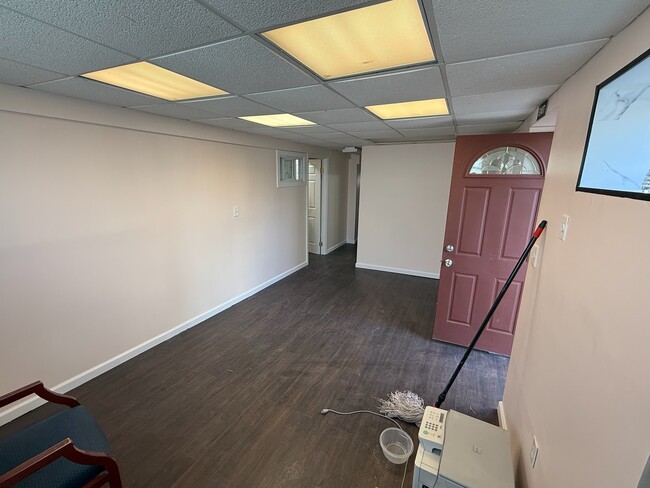 27 Oceanside Ave