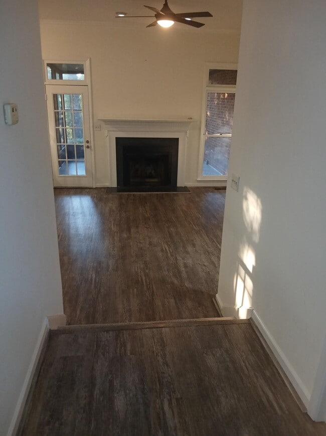 Foyer entry to Sunken Den - 3049 Old Stone Dr