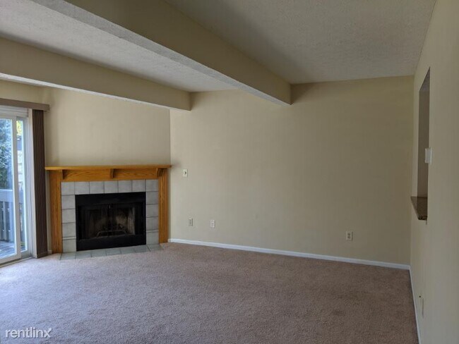Building Photo - 7023 Dublin Village Dr