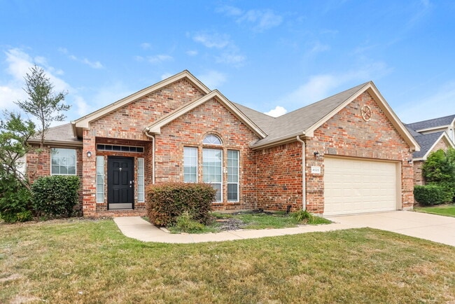 Building Photo - 4520 Chesapeake Bay Dr