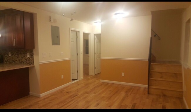 Foto del edificio - 187-50 Hilburn Ave