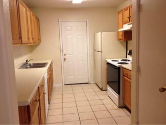 Building Photo - 7533 Oak Chase