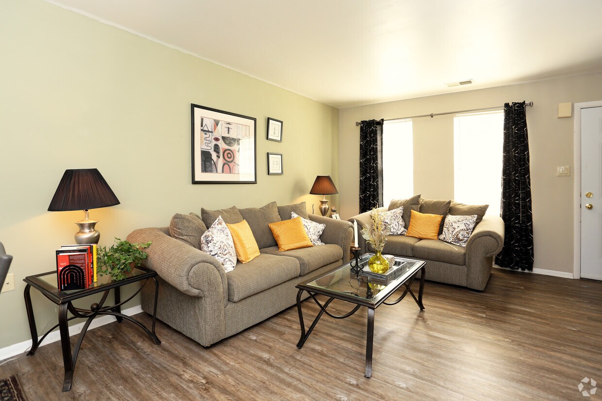 Spring Garden Townhouses Apartments 1026 North Blvd Bethlehem, PA