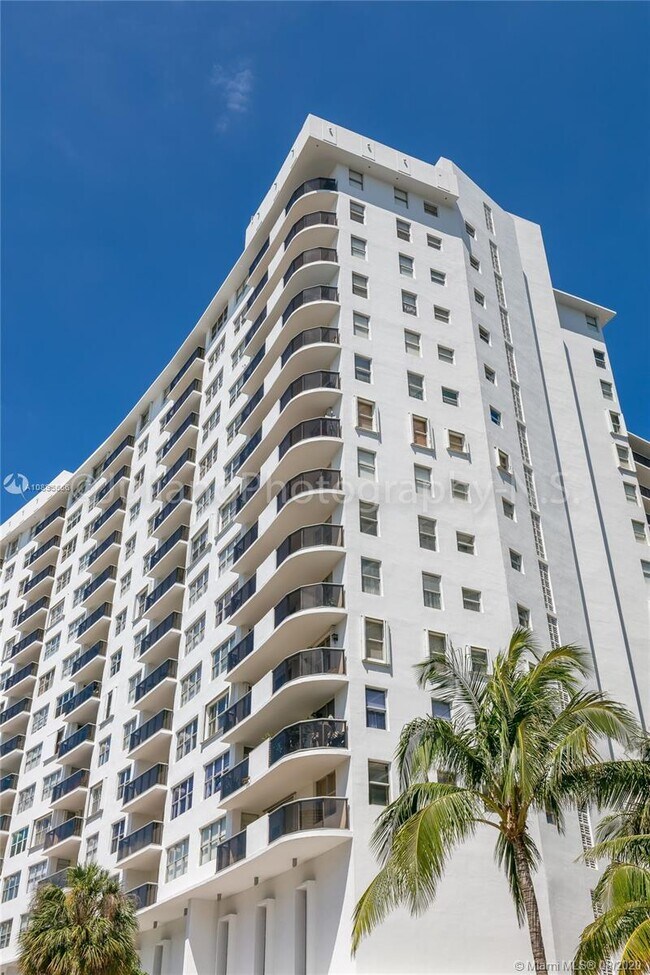 6039 Collins Ave Unit 910, Miami Beach, FL 33140 Condo for Rent in