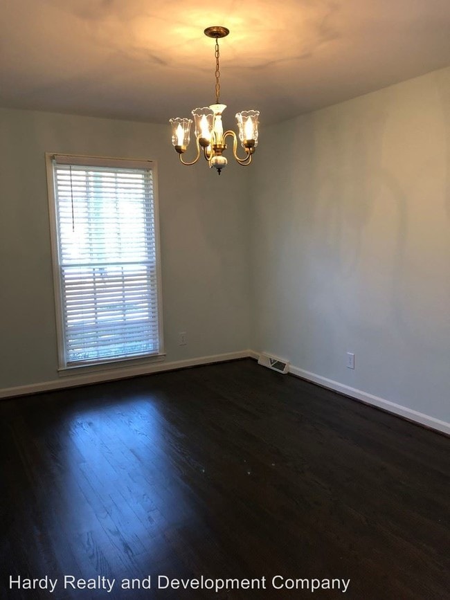 Building Photo - 4 br, 2 bath House - 105 Rollingwood Circle