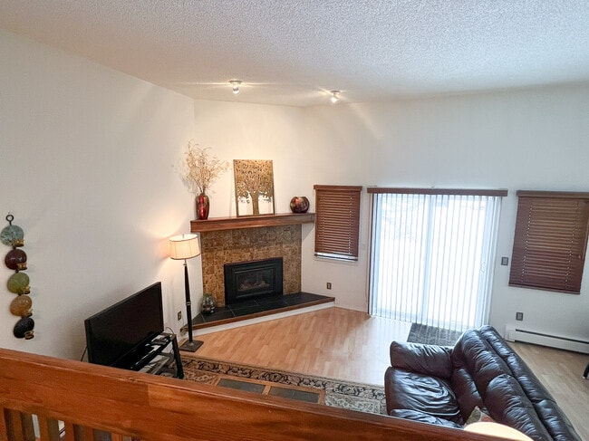 Building Photo - 4714 Mills Dr