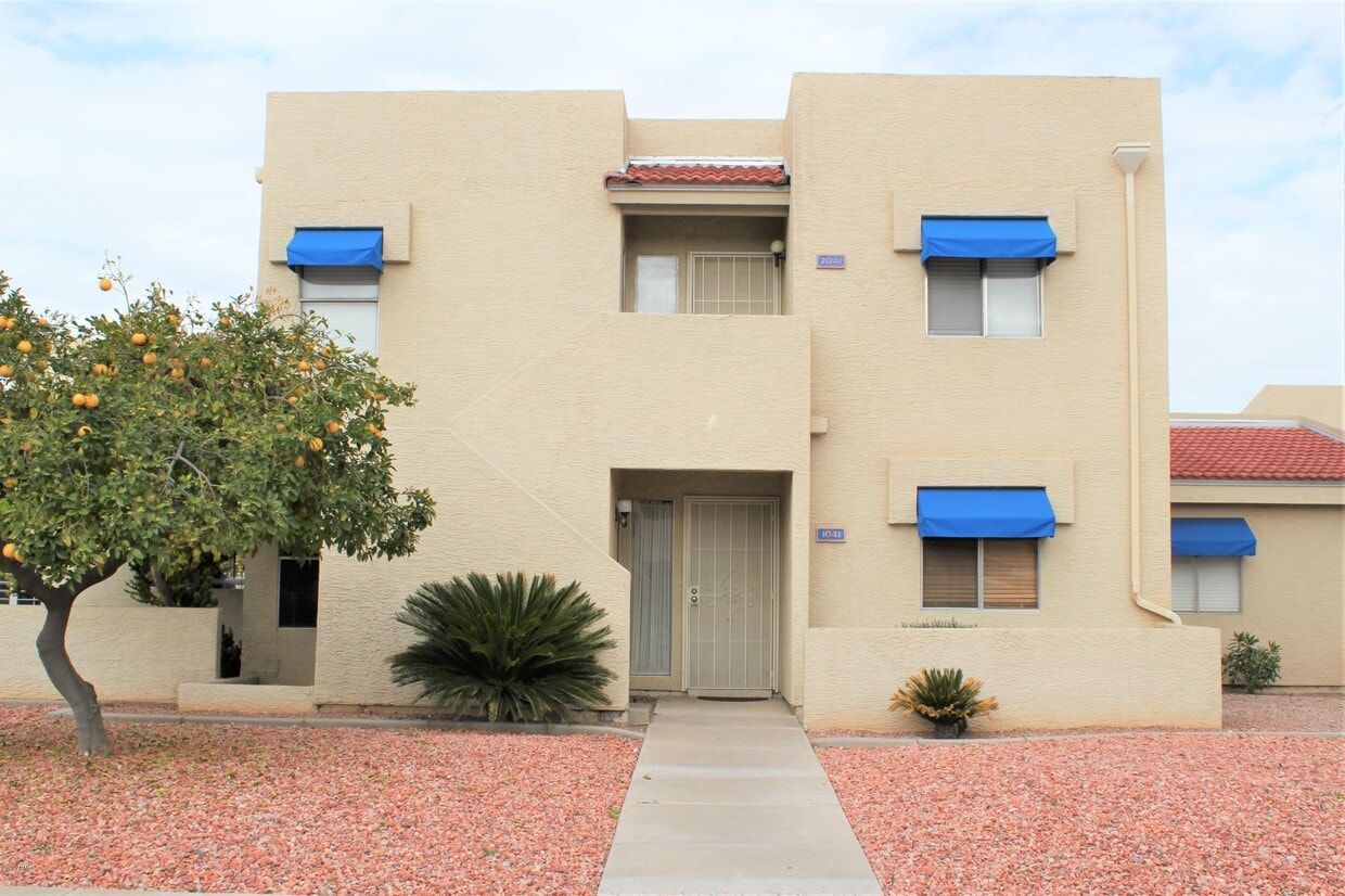Primary Photo - 220 N 22nd Pl