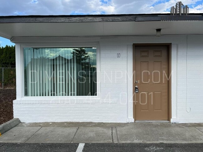 Building Photo - Columbia Apartments Yakima