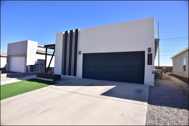 Foto del edificio - 2740 Tierra Oasis St